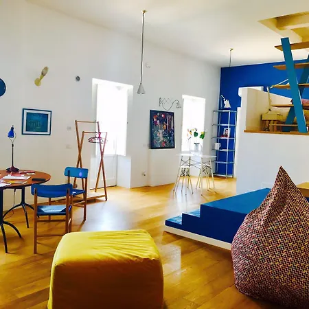 Hotell Debellini Design 4*