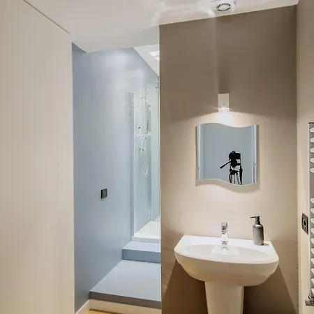 Debellini Design Hotell 4*